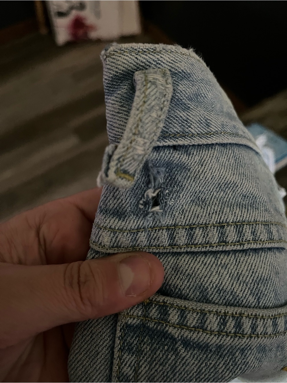 VINTAGE Lee Light Wash Blue High-Rise Ankle Jeans with Subtle Embroidery - Picture 9 of 11